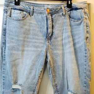 Terra and Sky plus cropped jeans